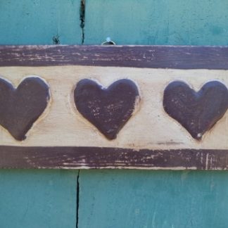 KC-PLAQUE: 3 BROWN HEARTS PLAQUE