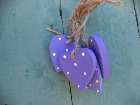 TYH-6: PACK OF 5; 6CM LAVENDER POLKADOT HEARTS
