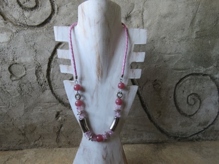 BAC14: PINK / SILVER NECKLACE