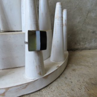 BAC26: SQUARE THREE COLOURS RING