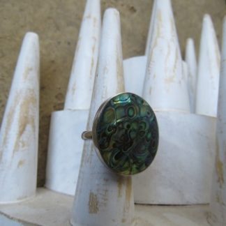 BAC28: SHADES OF GREEN RING