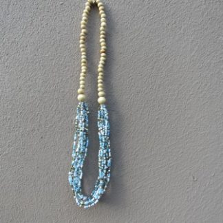 BAC24: MULTISTRING BLUE BEADS NECKLACE