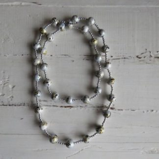 BB12: CREAM BEADS NECKLACE