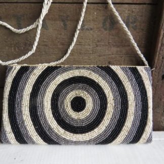 BB15: LARGE RECTANGLE BLACK/CREAM BEADED BAG