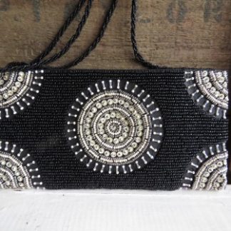 BB15: LARGE RECTAGLE BLACK/CIRCLE BEADED BAG