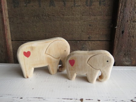 PE6-49: SET OF 2 NATURAL ELELPHANT