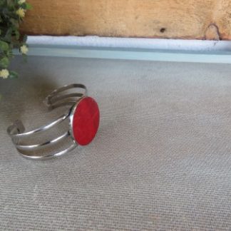 BB33-10: RED ROUND DISK BRACELET