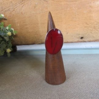 BB33-8: RED OVAL RING