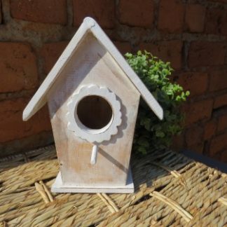 IGI12-14: WHITEWASH BIRDHOUSE/WHITE CIRCLE DETAIL