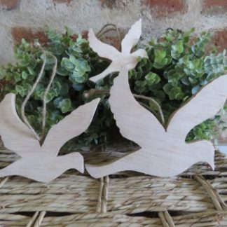 IGI12-18: SET OF 3 NATURAL HANGING BIRDS