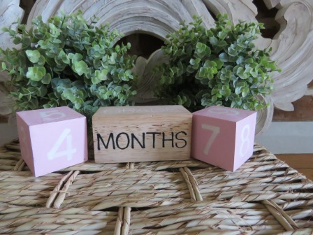 IGI56-1: PINK "YEAR,MONTH,WEEK" CALENDAR