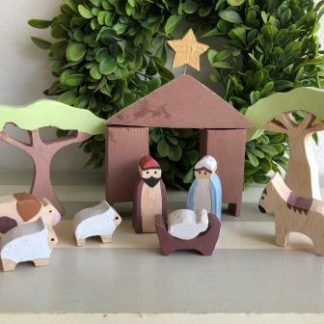 GP18-6:Nativity set colour
